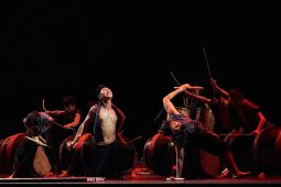 Orang Orang Drum Theatre, Spectacle