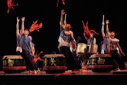 Orang Orang Drum Theatre, Spectacle