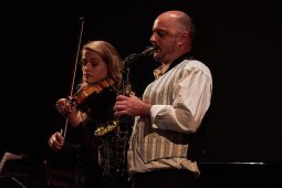 Sandy Anna Olivier, Concert