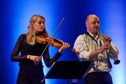 Sandy Anna Olivier, Concert