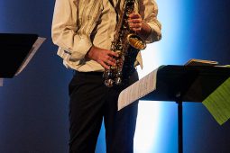 Sandy Anna Olivier, Concert