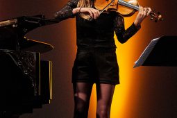 Sandy Anna Olivier, Concert