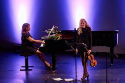 Sandy Anna Olivier, Concert