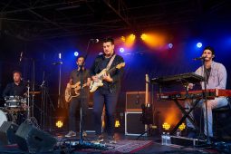 Alma Road, Concert