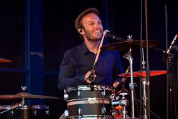 Alma Road, Concert