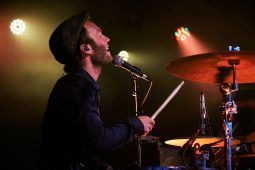 Alma Road, Concert