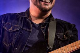 Alma Road, Concert