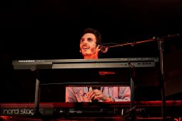 Alma Road, Concert