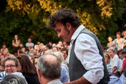Cie Réverbère, Spectacle