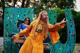 Fred Tousch, Spectacle