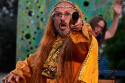 Fred Tousch, Spectacle