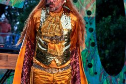 Fred Tousch, Spectacle