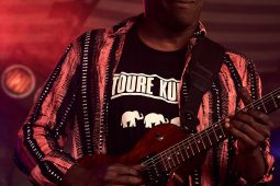 Concert, Touré Kunda