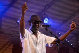 Concert, Touré Kunda