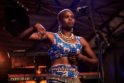 Concert, Touré Kunda
