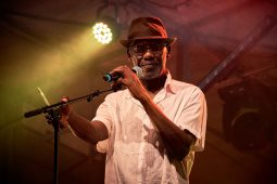 Concert, Touré Kunda