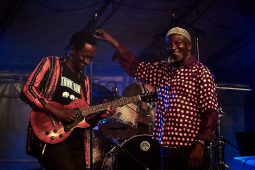 Concert, Touré Kunda