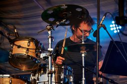 Vanupié, Concert