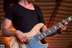 Vanupié, Concert