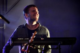 Vanupié, Concert