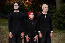 Cie Bruitquicourt, Spectacle