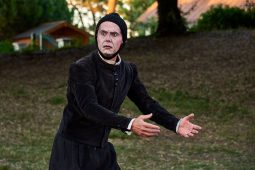 Cie Bruitquicourt, Spectacle