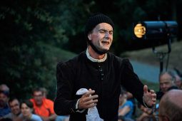 Cie Bruitquicourt, Spectacle