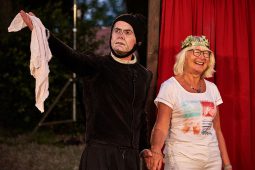 Cie Bruitquicourt, Spectacle