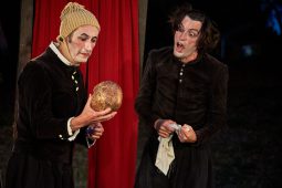 Cie Bruitquicourt, Spectacle