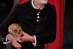 Cie Bruitquicourt, Spectacle