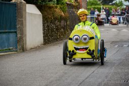 Voiture à pédales, Mignon