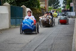 Voiture à pédales, Course, Baleine, Speedy Gonzales, Sorcière, Vache, Sous-marin, Mignon