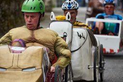 Voiture à pédales, Course, Ironman, Cheval, Ambulance, Mammouth