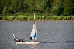 Débord de Loire, Evenement, Bateau