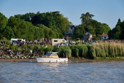 Débord de Loire, Evenement, Bateau