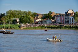 Débord de Loire, Evenement, Bateau