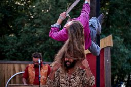 Cie Kadavresky, Spectacle