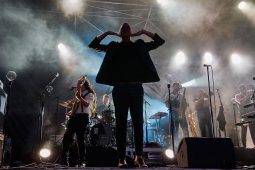 Concert, Electro Deluxe