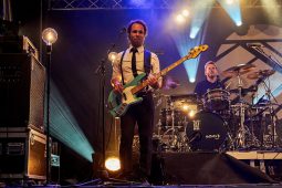 Concert, Electro Deluxe