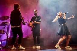 Concert, Jive Me