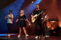 Concert, Jive Me