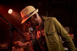 Anthony Johnson & Positive Roots Band, Concert