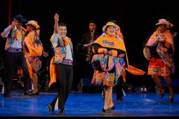 Folklore, Qhaswa et Acodanza, Spectacle, Pérou