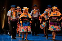 Folklore, Qhaswa et Acodanza, Spectacle, Pérou