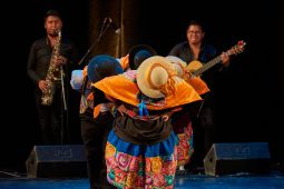 Folklore, Qhaswa et Acodanza, Spectacle, Pérou