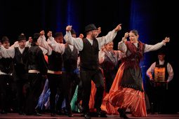 Folklore, Galice, Son d'Aqui, Spectacle