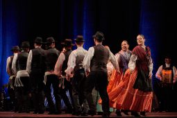 Folklore, Galice, Son d'Aqui, Spectacle