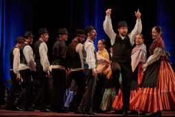 Folklore, Galice, Son d'Aqui, Spectacle