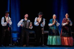 Folklore, Galice, Son d'Aqui, Spectacle