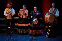 Folklore, Galice, Son d'Aqui, Spectacle